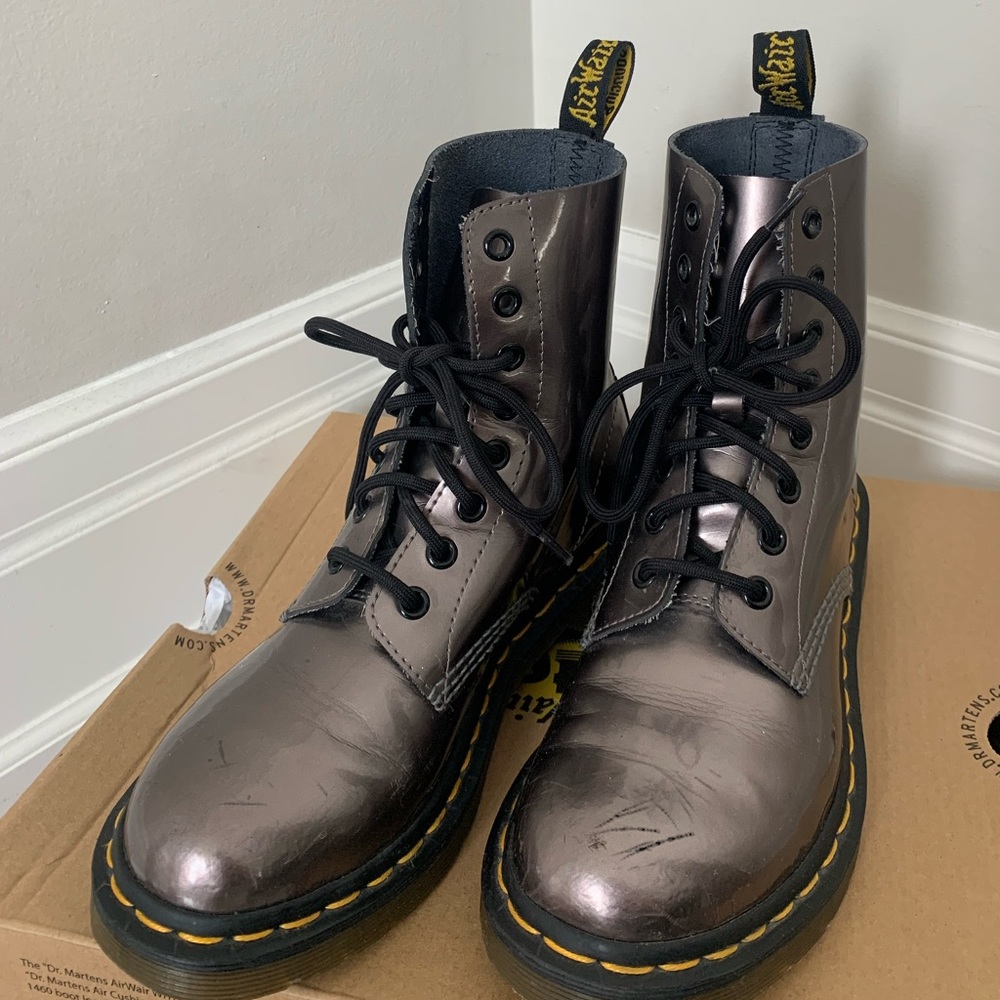 DR. MARTENS 1460 PASCAL PATENT LEATHER LACE UP BOOTS - SILVER